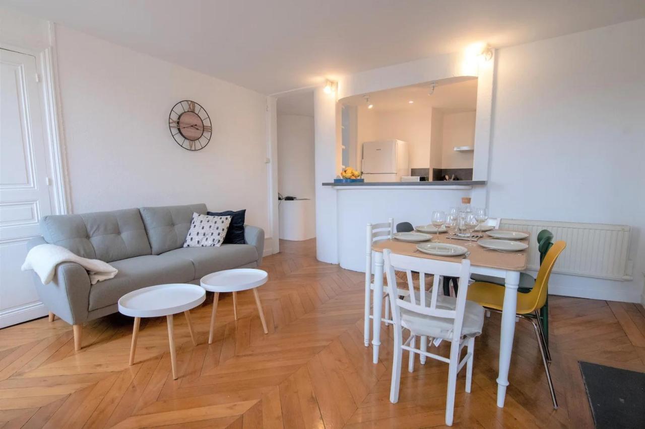 Mâcon La Place Gourmande מראה חיצוני תמונה